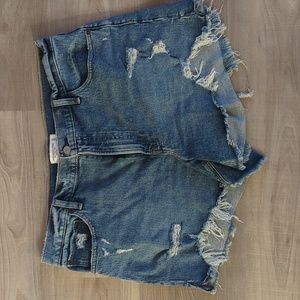 Like new Abercrombie mom short
